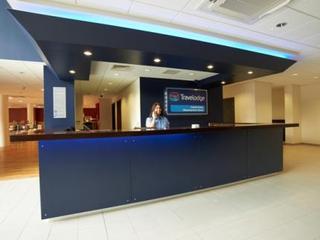Travelodge Newmarket Road 3*