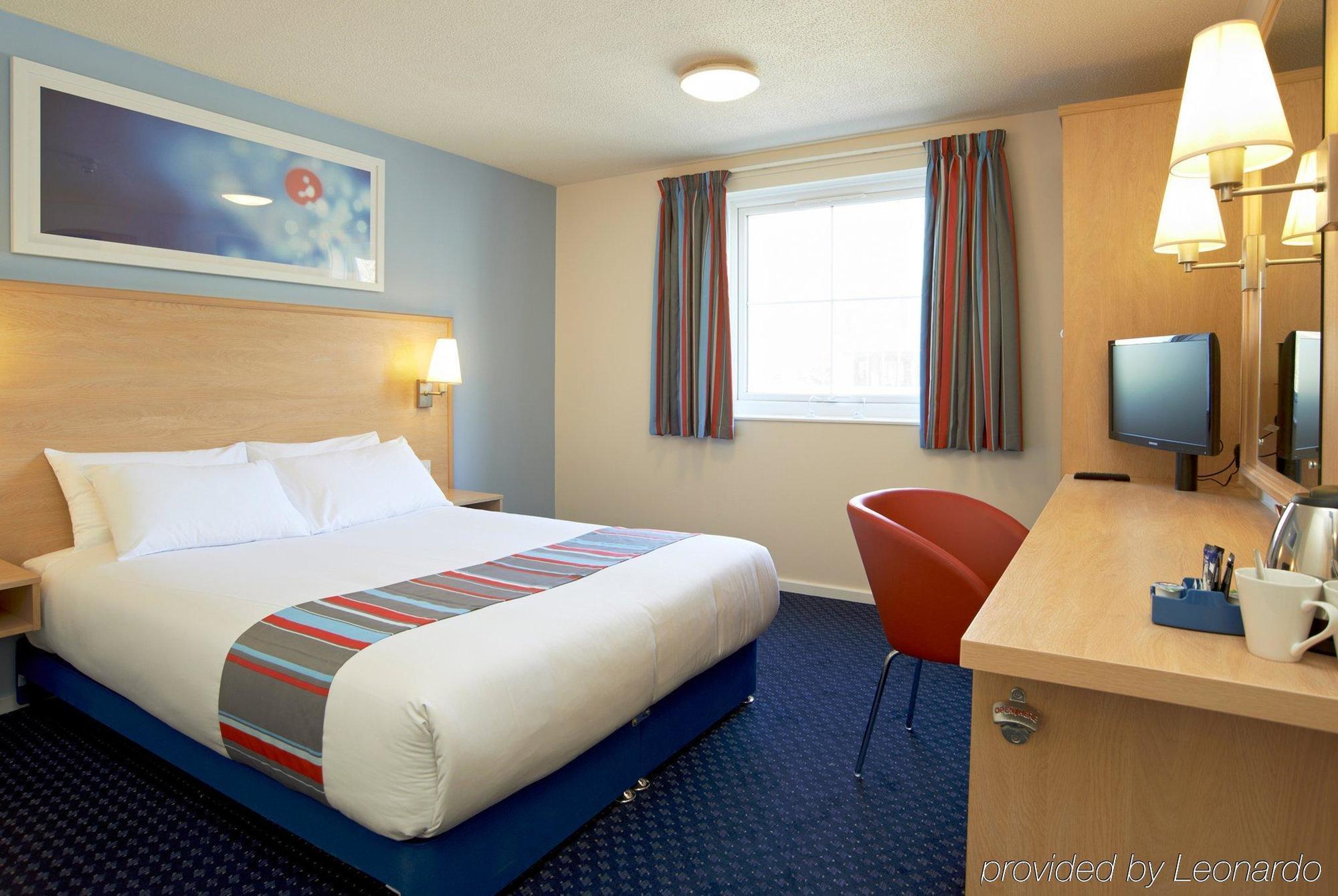Travelodge Newmarket Road 3*